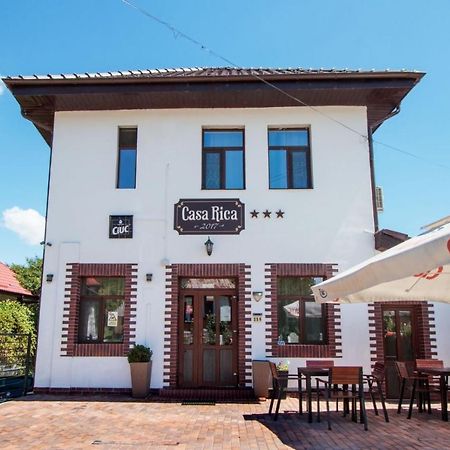 Pensiunea Casa Rica Calimanesti Exterior foto