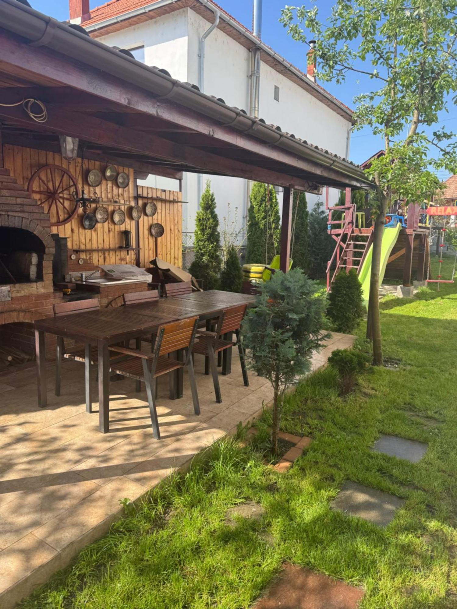 Pensiunea Casa Rica Calimanesti Exterior foto